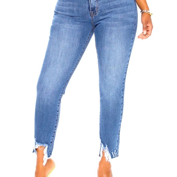 FASHION NOVA Erissa Distressed Hem Ankle Jeans - Picture 4 of 11